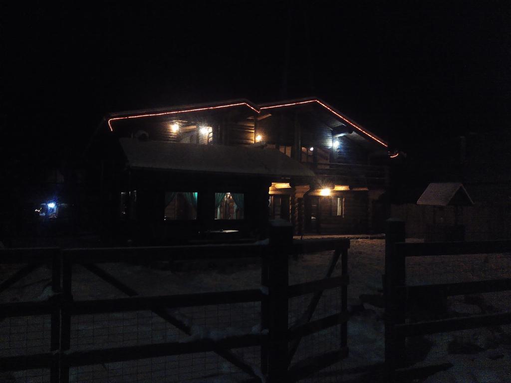 Casa Muntelui - Sambata Guest House Simbata de Sus Exterior photo