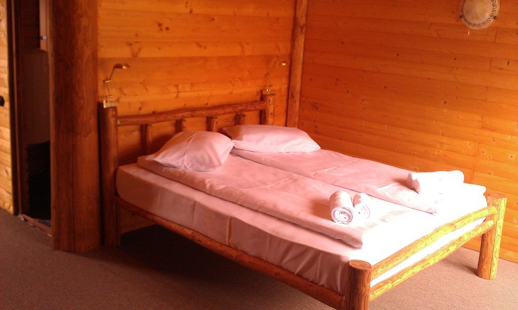 Casa Muntelui - Sambata Guest House Simbata de Sus Room photo